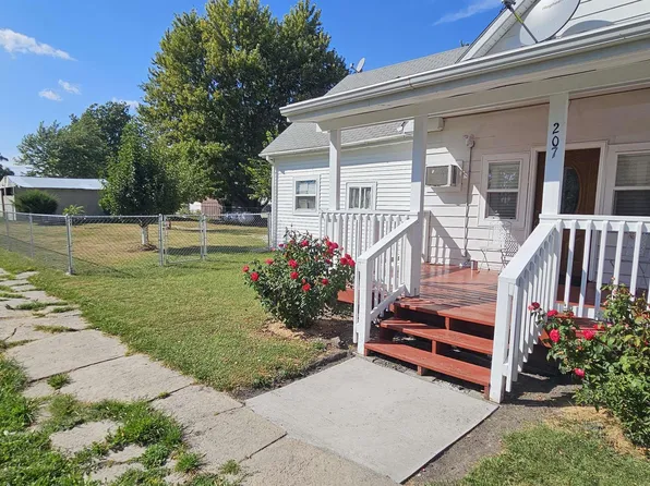 207 E 2nd St, Van Wert, IA 50262