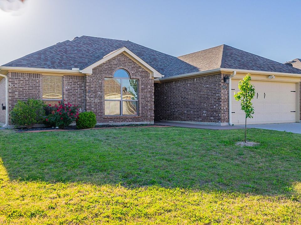 1st image of 4027 High Plains Dr