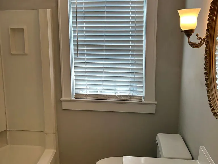 900 Laurel St — Photo 30