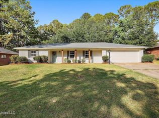 1401 Beverly Dr, Clinton, MS 39056