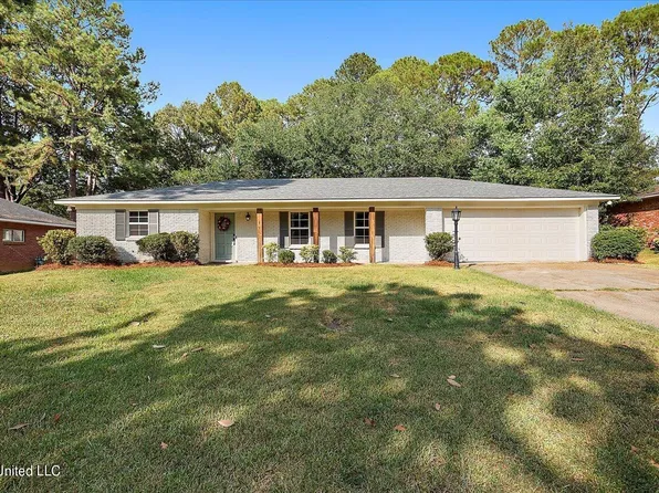 1401 Beverly Dr, Clinton, MS 39056