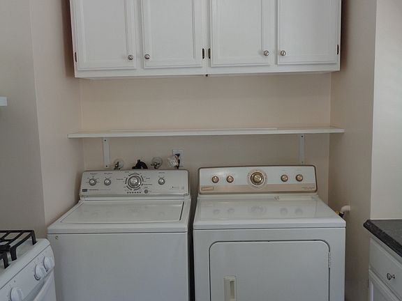 4th image of 400 Illinois St #400