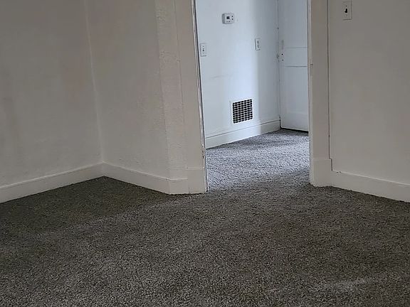 3rd image of 126 Grandview Ave #126.5