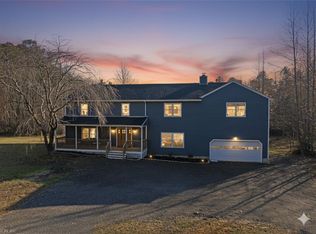 10183 Bumpy Rd, Gloucester, VA 23061