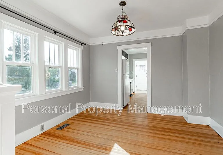 3100 H St — Photo 5