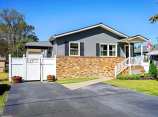 958 Tidewater Rd, Pasadena, MD 21122