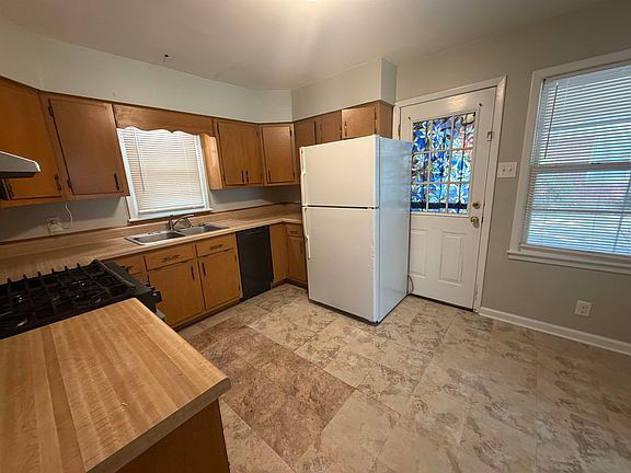 5th image of 1461 Woodston Rd