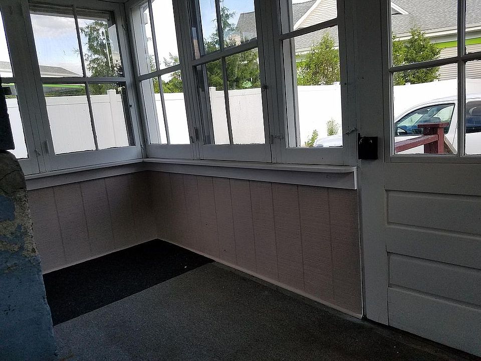 1st image of 5 Albany Ave
