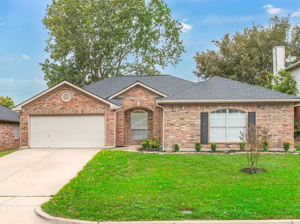 609 Joy Ln, Mansfield, TX 76063