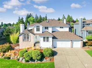 5102 NE 17th St, Renton, WA 98059