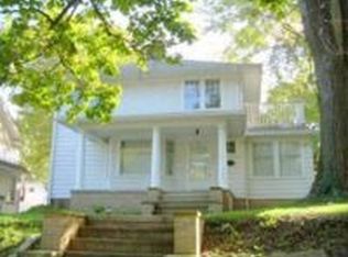 1195 Cleveland Heights Blvd, Cleveland Heights, OH 44121