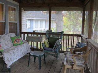 N1225 Rosewood Dr, Genoa City, WI 53128