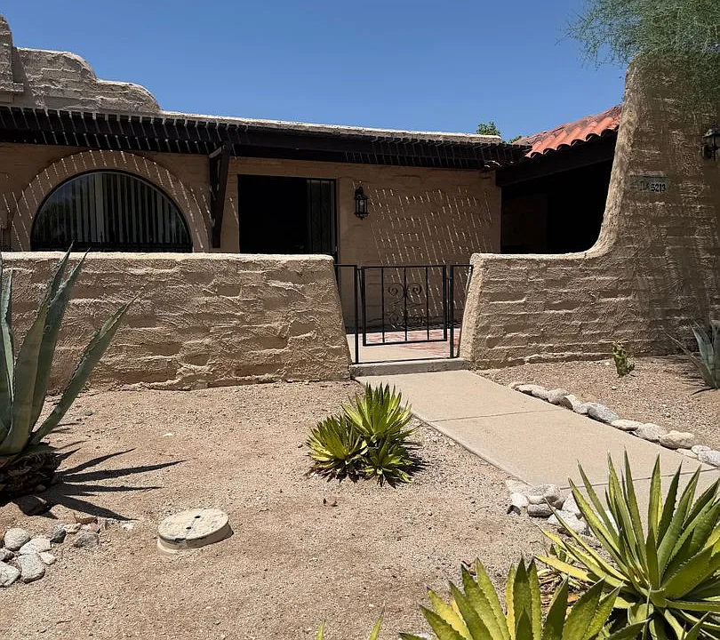 5213 N Tigua Dr