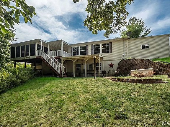 5th image of 218 S Warren Dr