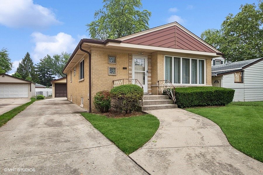 1st image of 1486 Prospect Ave