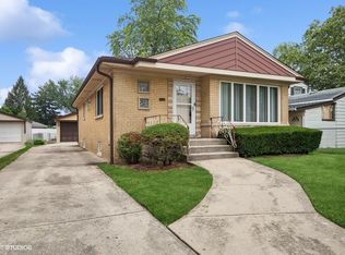 1486 Prospect Ave, Des Plaines, IL 60018