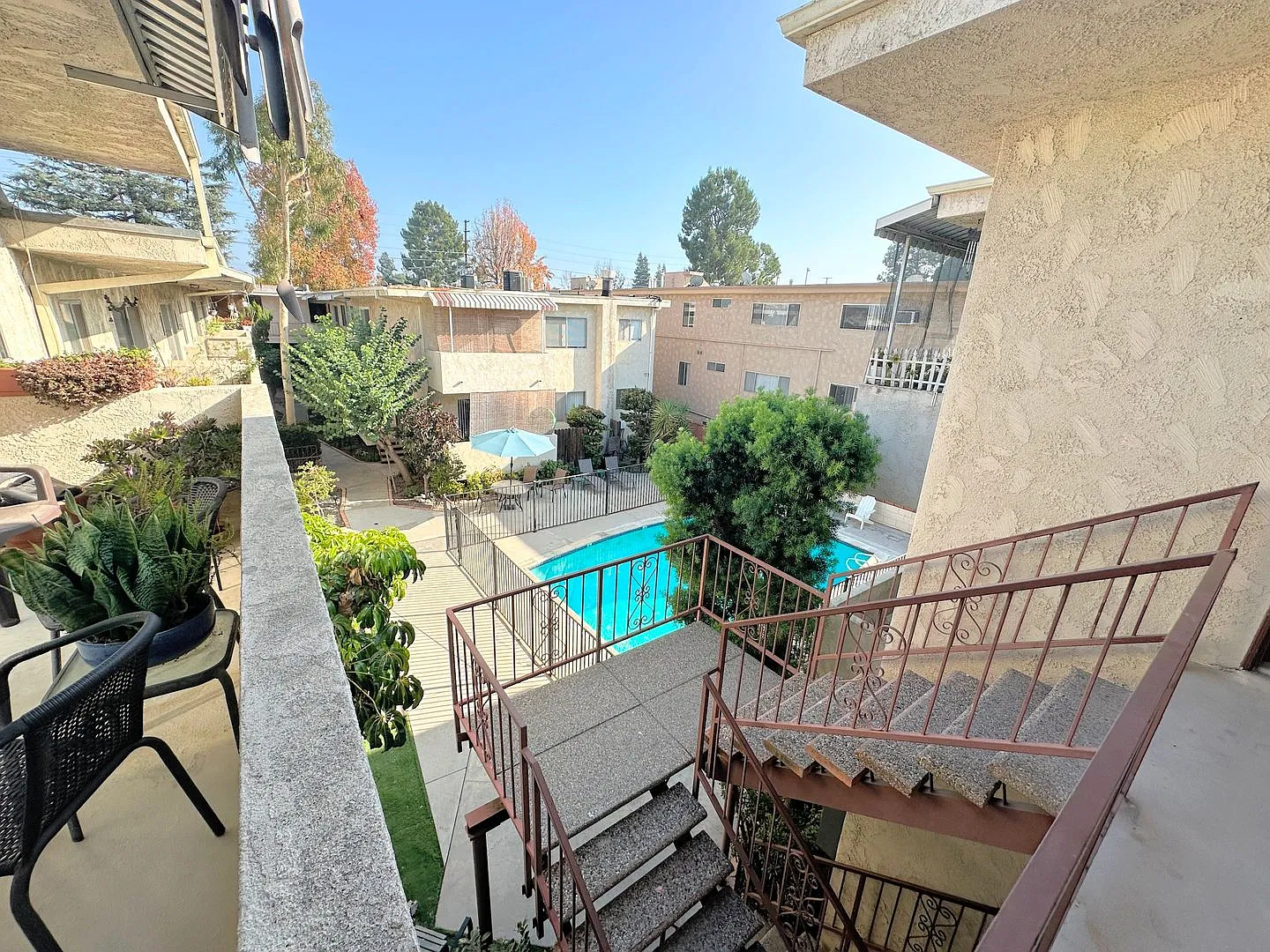 5035 Coldwater Canyon Garden — Photo 2