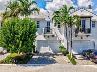 910 HAMILTON Lane, Delray Beach, FL 33483