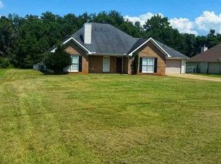 233 Owens Rd, Fort Mitchell, AL 36856