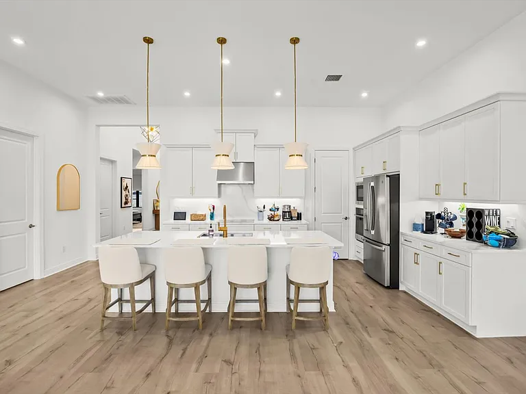 12882 SW Taranto Way — Photo 8