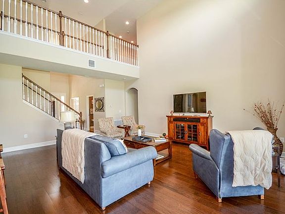 5th image of 11407 Scribner Station Ln