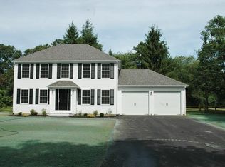 36 Arbor Rdg, Plymouth, MA 02360