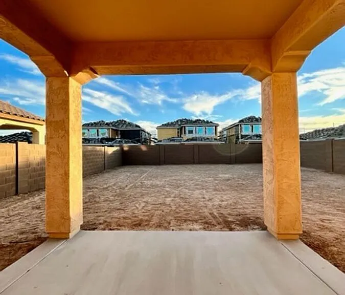 19813 W Palo Verde Dr — Photo 11