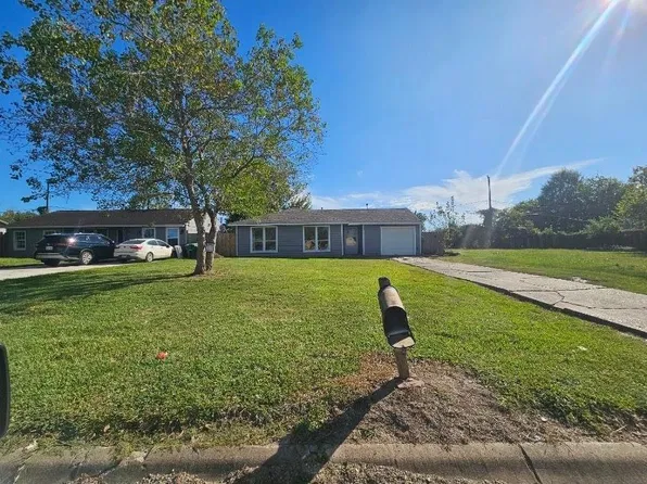 8914 Kellett St, Houston, TX 77078