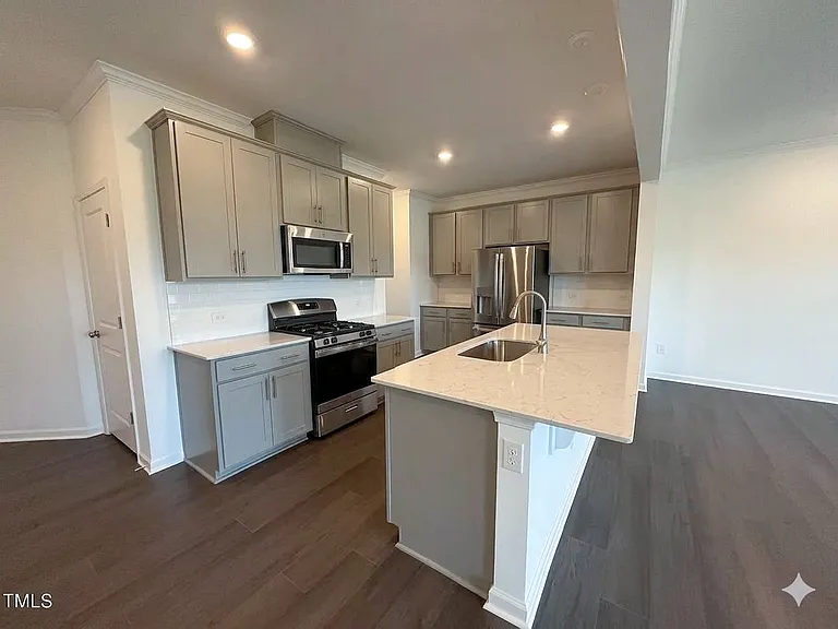 237 Shingle Oak Rd — Photo 6