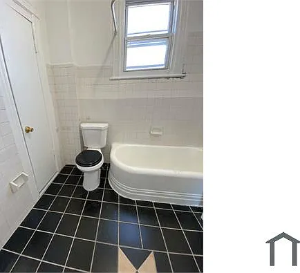 138 Hawthorne Ave #4R — Photo 1