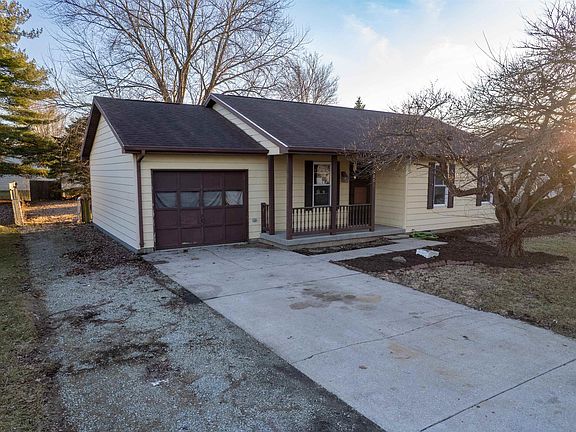 4th image of 1006 E Delphi St