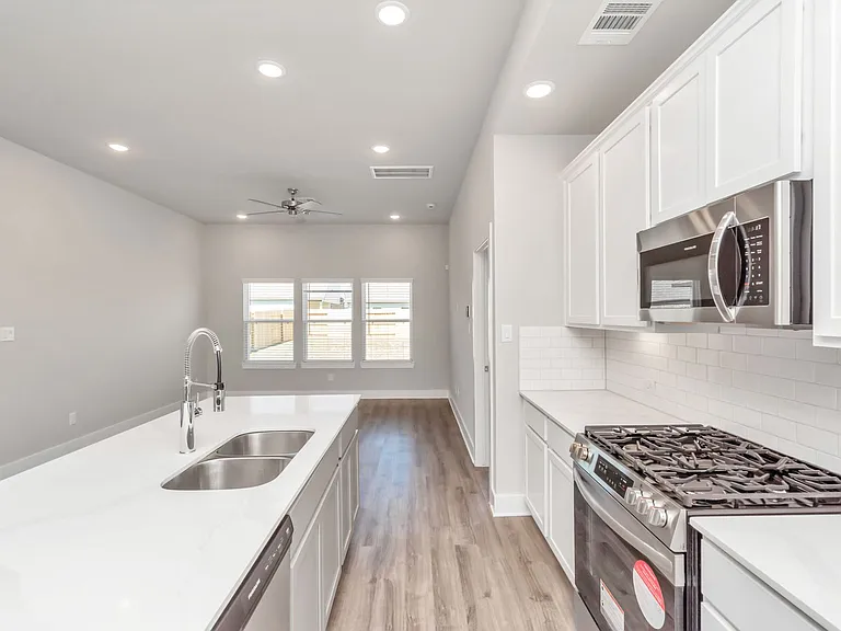 21038 Treasure Gate Ln — Photo 11