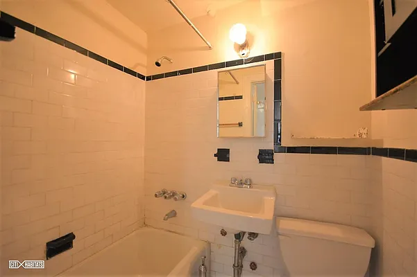 Rented by Citi Habitats | media 15