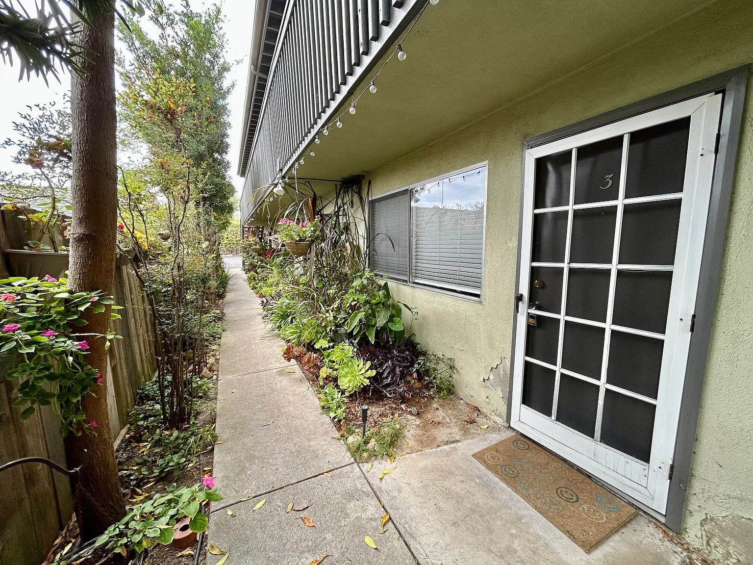 1 bed, 1.0 bath, $2,495 — Photo 2