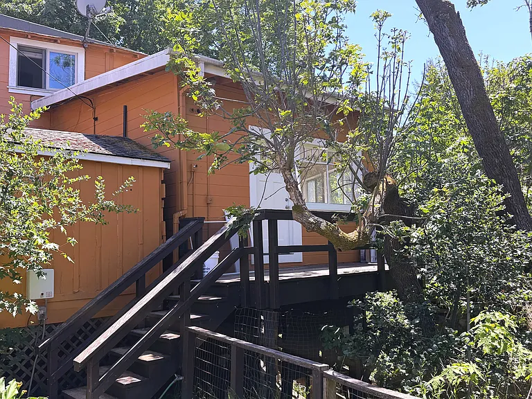 1 Castro St — Photo 11