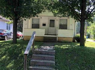 2552 S 10th St, Springfield, IL 62703