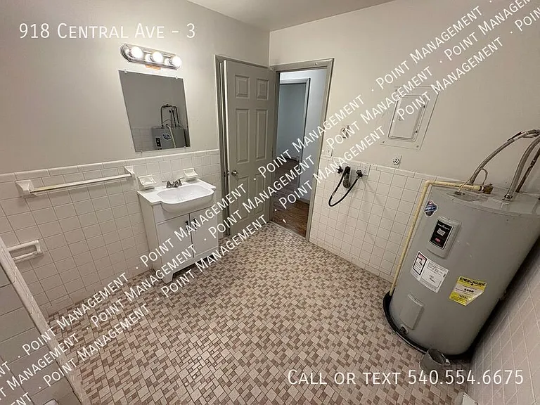 918 Central Ave #3 — Photo 6