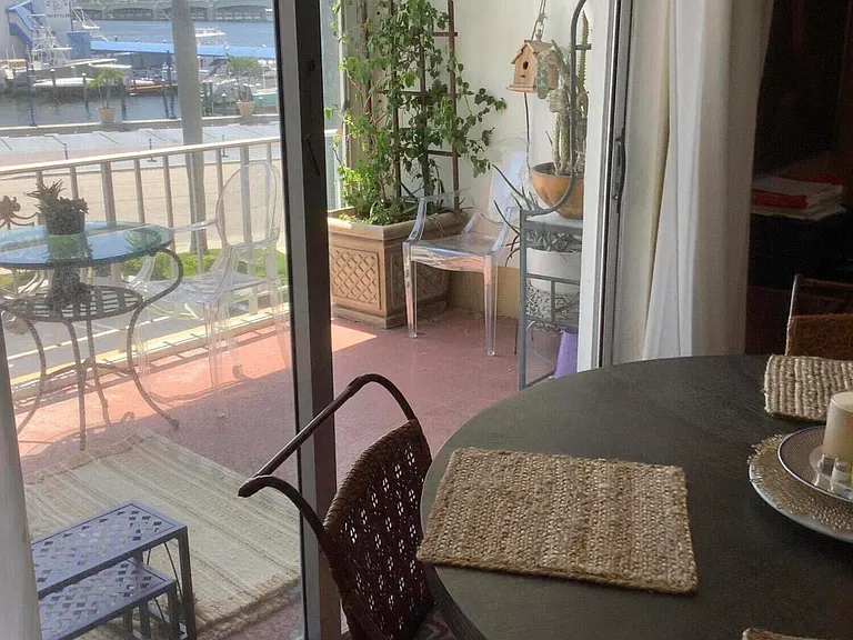 917 N Flagler Dr #311 — Photo 13