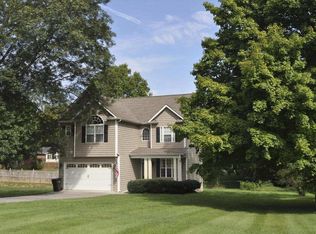 10509 Grovedale Dr, Knoxville, TN 37922