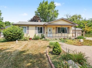 1254 W Grand Blanc Rd, Grand Blanc, MI 48439