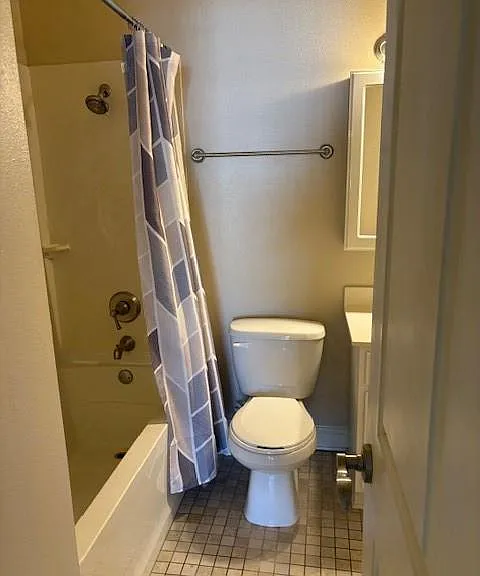3805 Houma Blvd #B225 — Photo 4