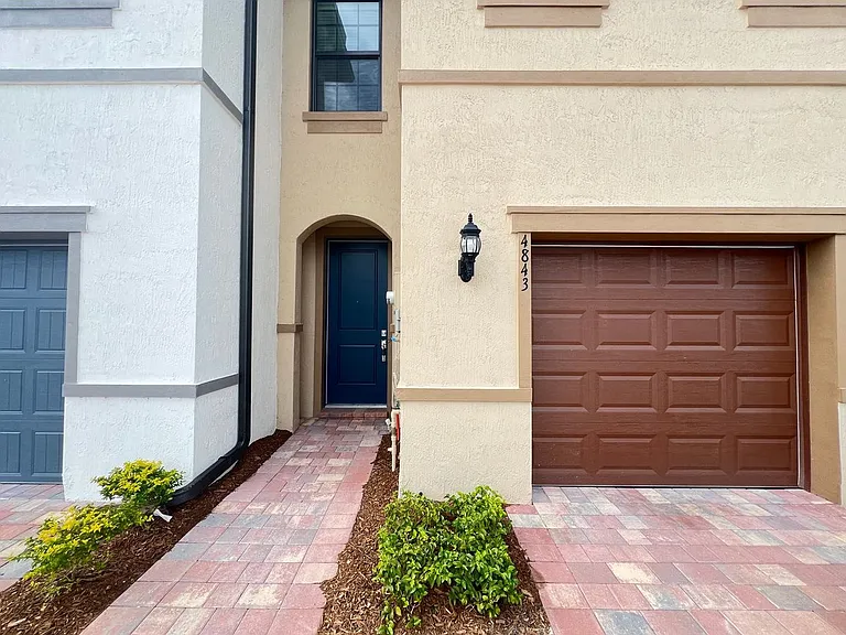 4843 Indio Trl — Photo 15