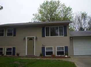 304 Bonair Dr, Normal, IL 61761