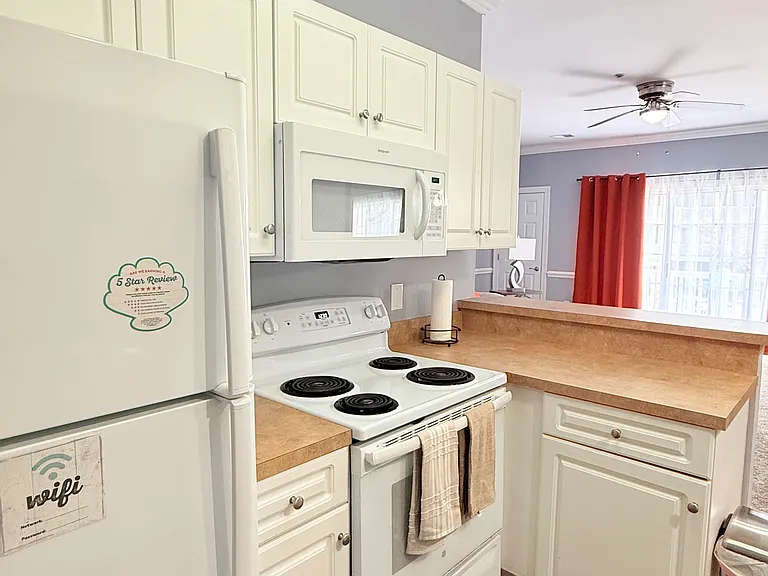 4878 Dahlia Ct #203 — Photo 6