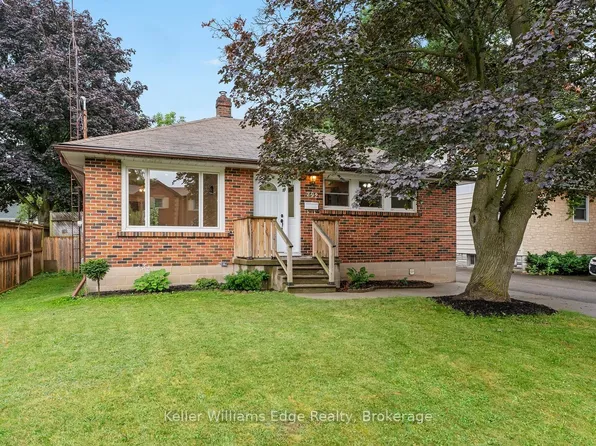 292 Mill St E, Halton Hills, ON L7J 1J9
