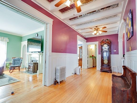 3rd image of 23 Germain St