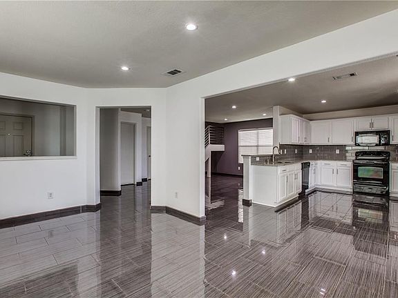 5th image of 1642 Nina Dr