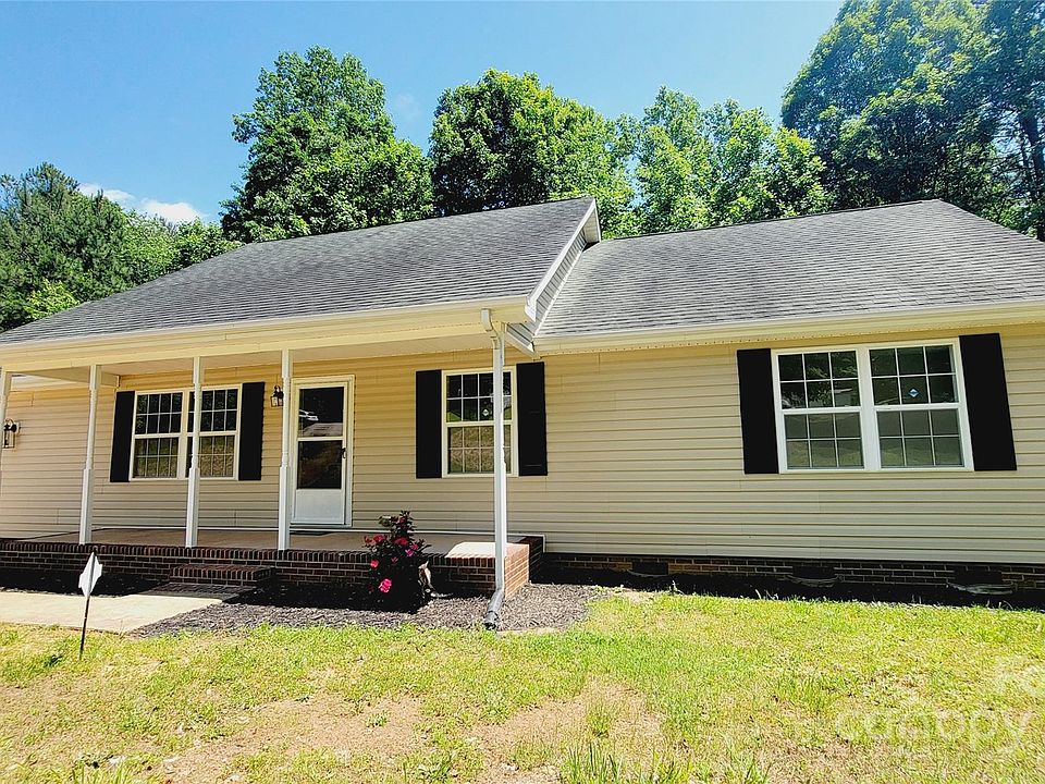 1st image of 1529 Oak Terrace Dr