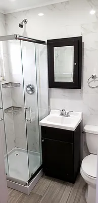 Rented by MCR Realty | media 8