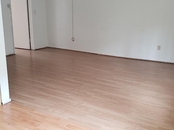 2nd image of 610 E Acacia Ave APT 27